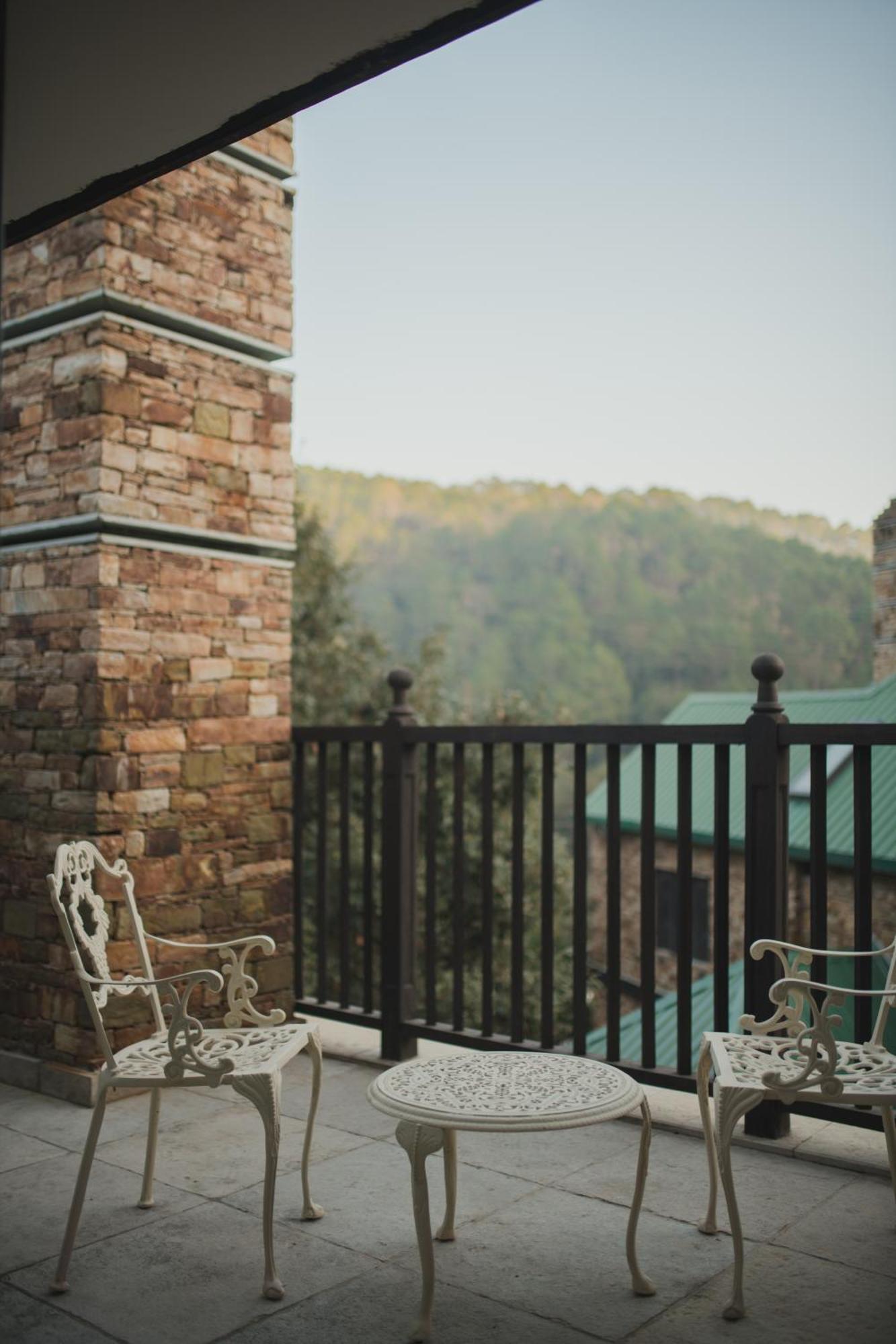 Brij Atmanya Bhowali, Nainital, A Luxury Mountain Escape Extérieur photo